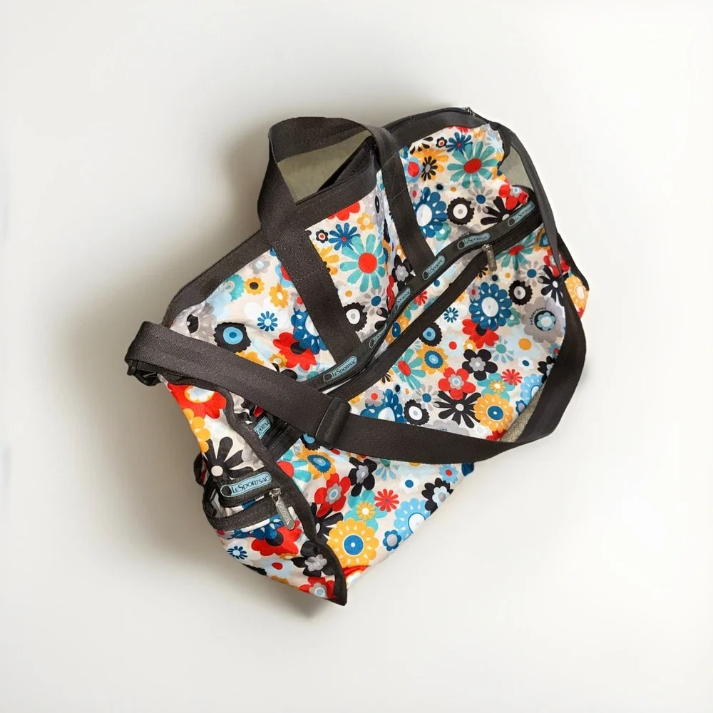 LeSportsac large weekender Flower Power Bright Retro Pop Floral Print Bag 20x15